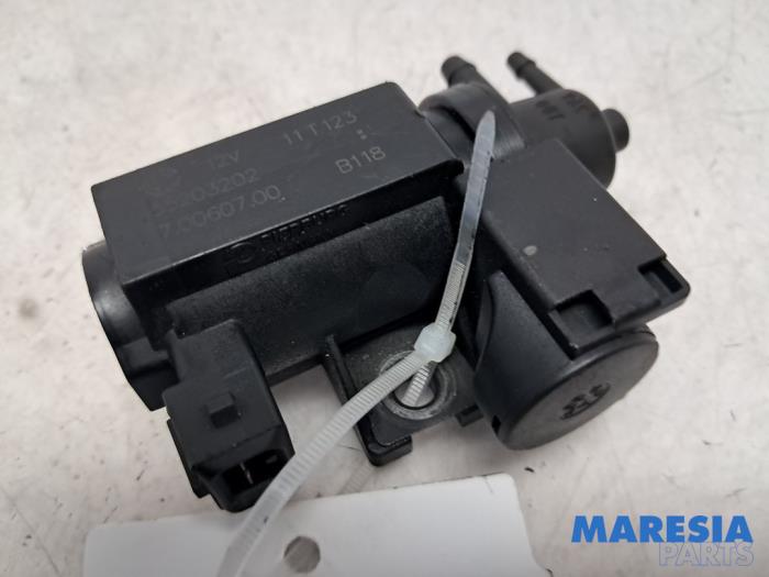 Usagé Régulateur pression turbo Fiat 500 (312) 0.9 TwinAir 85 Prix € 25,00 Règlement à la marge proposé par Maresia Parts