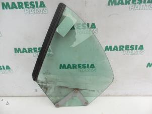 Used Window 2-door, rear left Peugeot 206 CC (2D) 1.6 16V Price € 50,00 Margin scheme offered by Maresia Parts