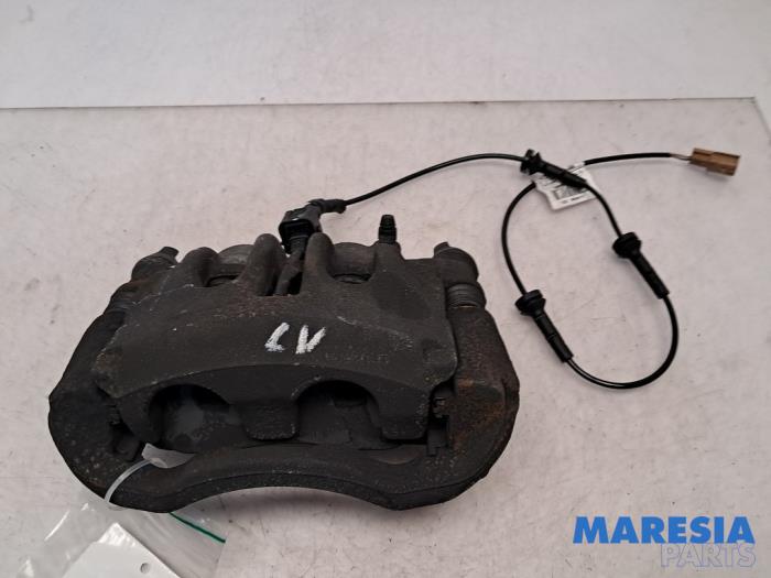 Gebrauchte Bremszange links vorne Renault Master III (MA/MB/MC/MD/MH/MF/MG/MH) 2.3 dCi 135 16V FWD Preis € 78,64 Mit Mehrwertsteuer angeboten von Maresia Parts