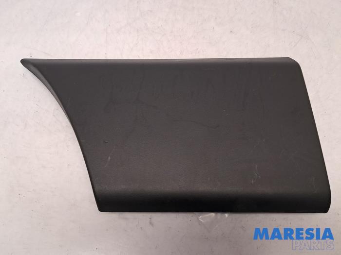 Begagnade Dekorstripe Renault Master III (MA/MB/MC/MD/MH/MF/MG/MH) 2.3 dCi 135 16V FWD Pris € 36,30 Inklusive moms erbjuds av Maresia Parts
