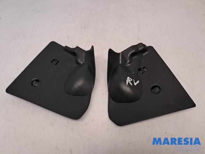Usagé Divers Renault Master III (MA/MB/MC/MD/MH/MF/MG/MH) 2.3 dCi 135 16V FWD Prix € 48,40 Prix TTC proposé par Maresia Parts