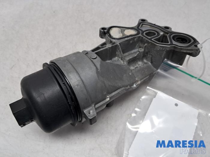 Gebrauchte Ölfiltergehäuse Citroen Berlingo Cinqspace, Multispace 1.6 VTi 120 16V Preis € 54,99 Margenregelung angeboten von Maresia Parts
