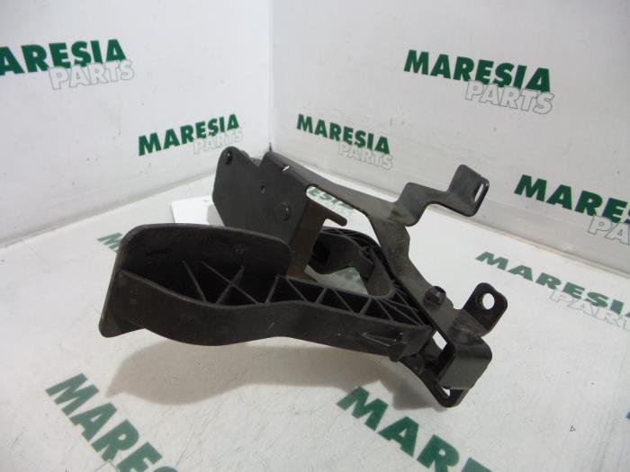 Begagnade Gaspedalsensor Fiat Scudo (270) 2.0 D Multijet Pris € 75,00 Marginaltabell erbjuds av Maresia Parts