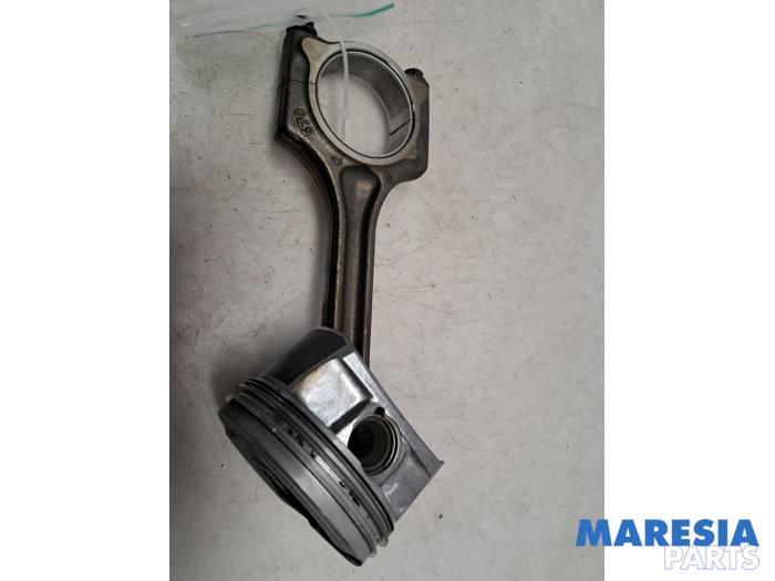 Usagé Bielle Peugeot 508 SW (8E/8U) 1.6 THP 16V Prix € 34,99 Règlement à la marge proposé par Maresia Parts