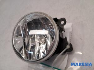 Usados Luz antiniebla derecha delante Peugeot 2008 (CU) 1.2 Vti 12V PureTech 82 Precio € 14,99 Norma de margen ofrecido por Maresia Parts