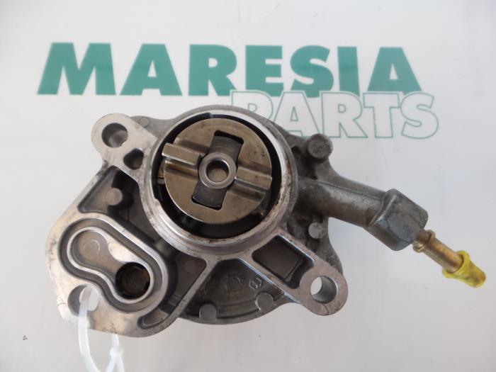 Usagé Pompe à vide (diesel) Citroen C8 (EA/EB) 2.2 HDi 16V Prix € 24,95 Règlement à la marge proposé par Maresia Parts