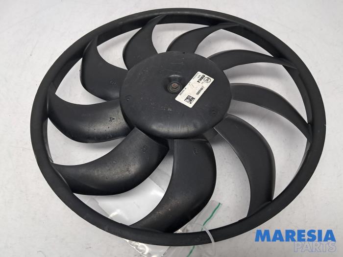 Używane Silnik wentylatora Fiat Ducato (250) 2.3 D 130 Multijet Cena € 96,80 Z VAT oferowane przez Maresia Parts