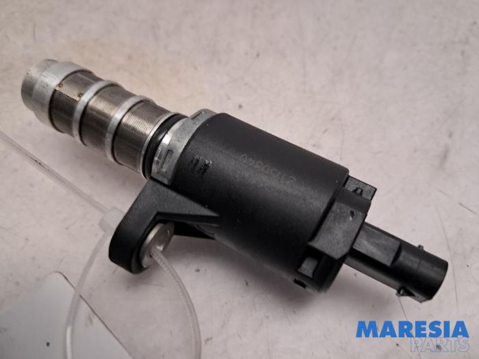 Begagnade Kamaxelsensor Peugeot 308 (L3/L8/LB/LH/LP) 1.2 12V e-THP PureTech 110 Pris € 40,00 Marginaltabell erbjuds av Maresia Parts