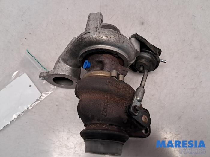 Usagé Turbo Citroen Jumpy (G9) 1.6 HDI Prix € 120,99 Prix TTC proposé par Maresia Parts