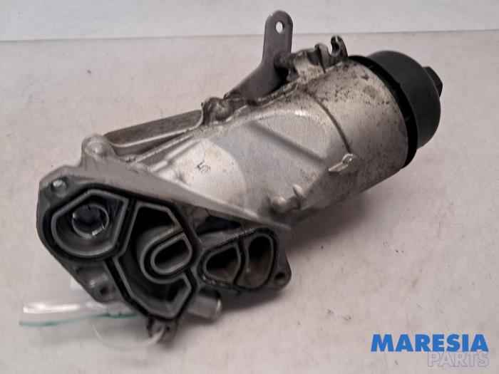 Gebrauchte Ölfilterhalter Citroen Jumpy (G9) 1.6 HDI Preis € 90,75 Mit Mehrwertsteuer angeboten von Maresia Parts