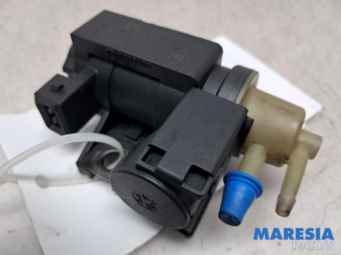 Usagé Régulateur pression turbo Renault Master III (MA/MB/MC/MD/MH/MF/MG/MH) 2.3 dCi 135 16V FWD Prix € 23,60 Prix TTC proposé par Maresia Parts
