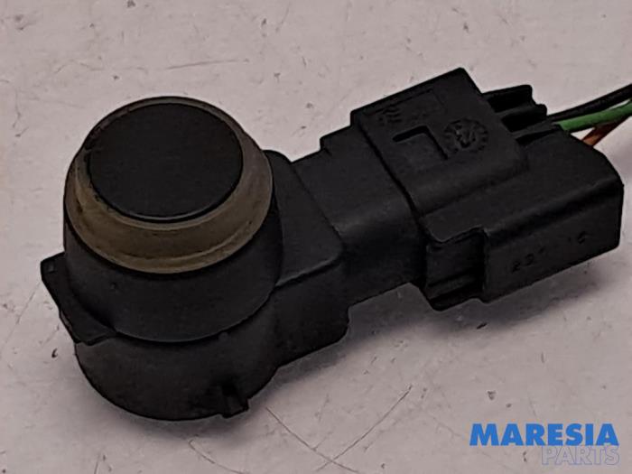 Usados Sensor PDC Peugeot Partner (GC/GF/GG/GJ/GK) 1.6 BlueHDI 75 Precio € 30,25 IVA incluido ofrecido por Maresia Parts