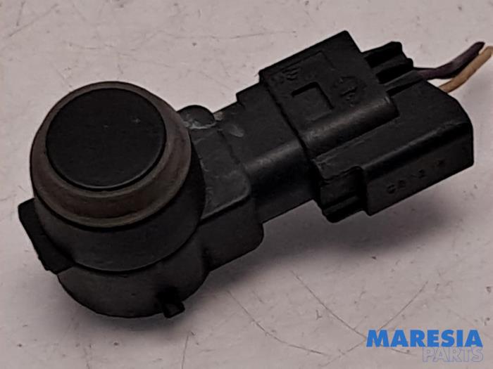 Begagnade Parkeringssensor Peugeot Partner (GC/GF/GG/GJ/GK) 1.6 BlueHDI 75 Pris € 30,25 Inklusive moms erbjuds av Maresia Parts