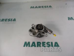 Used Vacuum pump (diesel) Citroen C5 I Break (DE) 2.0 HDi 110 Price € 50,00 Margin scheme offered by Maresia Parts