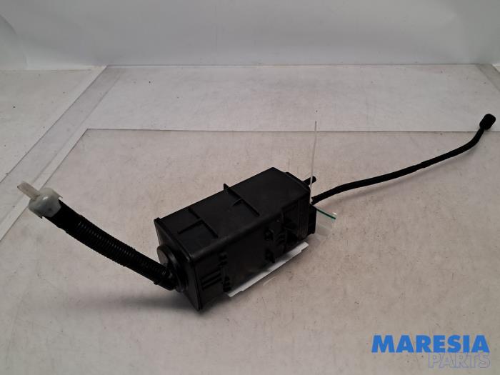 Begagnade Kolfilter Peugeot 208 I (CA/CC/CK/CL) 1.2 Vti 12V PureTech 82 Pris € 25,00 Marginaltabell erbjuds av Maresia Parts