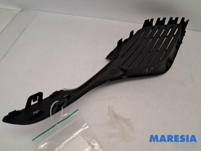 Lialto bumperbescherming zwart geschikt voor Peugeot 308 II Combi type: 2014-2021 SW-model