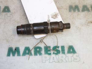 Usagé Injecteurs Citroen Saxo 1.5 D Prix € 50,00 Règlement à la marge proposé par Maresia Parts