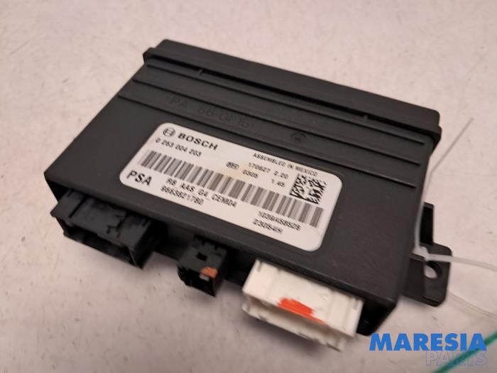 Begagnade PDC-modul Peugeot Partner (GC/GF/GG/GJ/GK) 1.6 BlueHDi 100 Pris € 60,50 Inklusive moms erbjuds av Maresia Parts