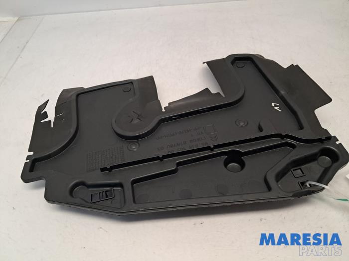 Begagnade Lufttratt Citroen C3 (SC) 1.2 VTi 82 12V Pris € 30,00 Marginaltabell erbjuds av Maresia Parts