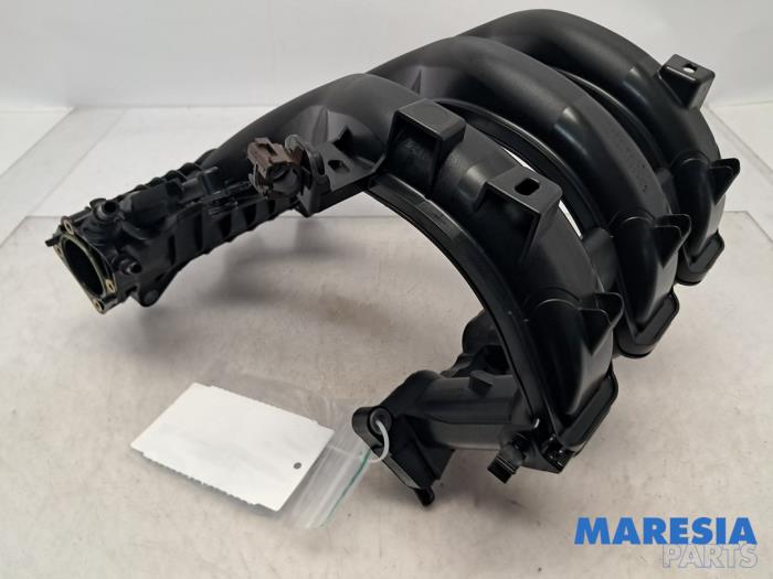 Gebrauchte Ansaugbrugge Opel Corsa F (UB/UH/UP) 1.2 12V 75 Preis € 95,00 Mit Mehrwertsteuer angeboten von Maresia Parts