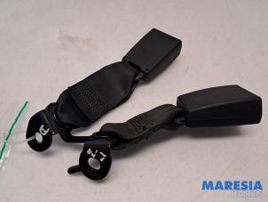 Usados Lengüeta de cinturón de seguridad izquierda detrás Citroen DS3 (SA) 1.6 VTi 120 16V Precio € 14,95 Norma de margen ofrecido por Maresia Parts