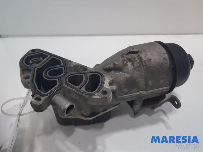 Gebrauchte Ölfilterhalter Fiat 500 (312) 0.9 TwinAir 80 Preis € 50,00 Margenregelung angeboten von Maresia Parts