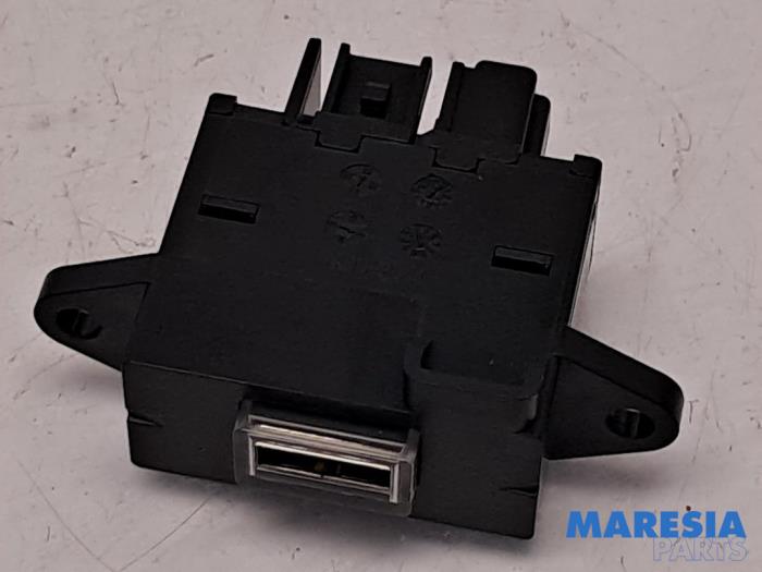 Gebrauchte Modul USB Alfa Romeo Giulia (952) 2.0 T 16V Veloce Preis € 29,99 Margenregelung angeboten von Maresia Parts