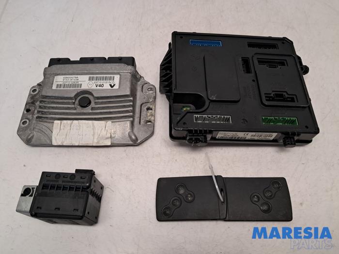 Used Engine management computer Renault Grand Scénic III (JZ) 1.6 16V Price € 324,99 Margin scheme offered by Maresia Parts