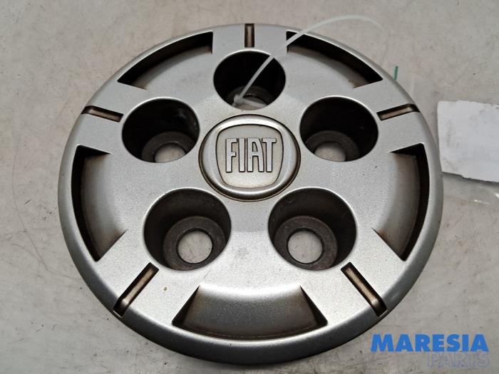 Używane Kolpak Fiat Ducato (250) 2.3 D 120 Multijet Cena € 12,10 Z VAT oferowane przez Maresia Parts