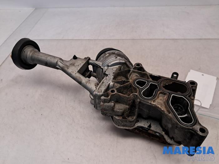 Gebrauchte Ölfilterhalter Fiat Grande Punto (199) 1.3 JTD Multijet 16V 85 Actual Preis € 50,00 Margenregelung angeboten von Maresia Parts