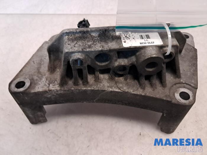 Used Engine mount Fiat Doblo Cargo (263) 1.3 MJ 16V DPF Euro 5 Price € 42,35 Inclusive VAT offered by Maresia Parts