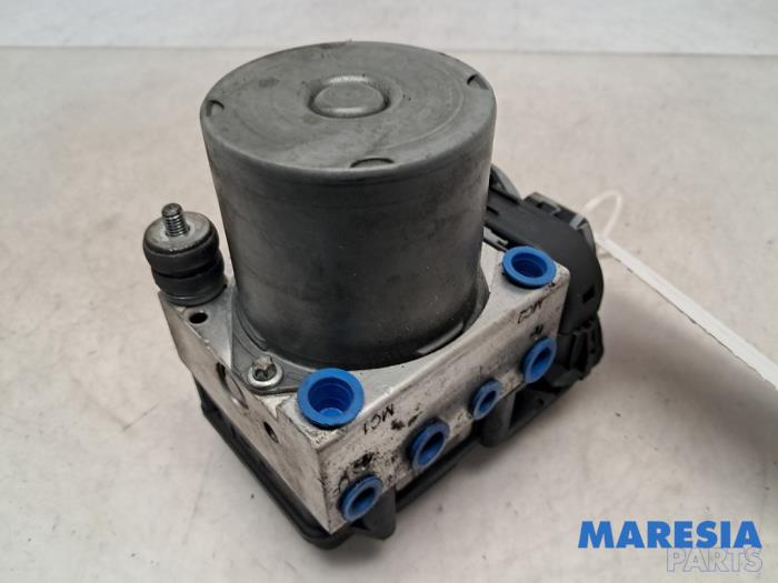 Used ABS pump Fiat Ducato (250) 2.3 D 120 Multijet Price € 169,39 Inclusive VAT offered by Maresia Parts