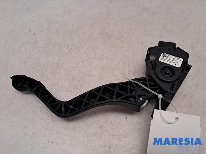 Gaspedalsensor från en Citroën DS3 (SA) 1.6 16V VTS THP 155 2010