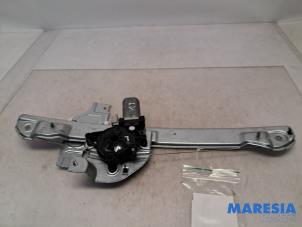Usagé Mécanique vitre 4portes avant gauche Citroen C3 (SX/SW) 1.2 Vti 12V PureTech Prix € 60,00 Règlement à la marge proposé par Maresia Parts