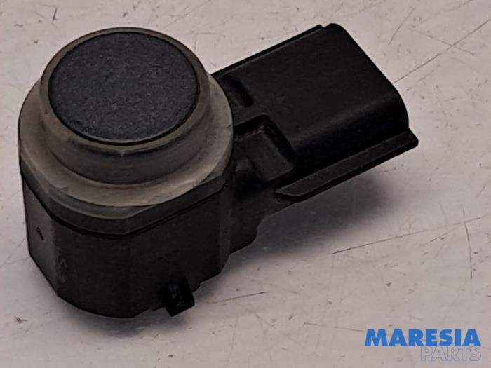 Usados Sensor PDC Renault Zoé (AG) R90 Precio € 22,95 Norma de margen ofrecido por Maresia Parts