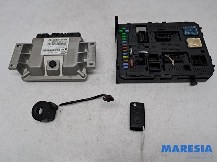 Used Engine management computer Citroen C5 III Tourer (RW) 2.0 16V Price € 315,00 Margin scheme offered by Maresia Parts
