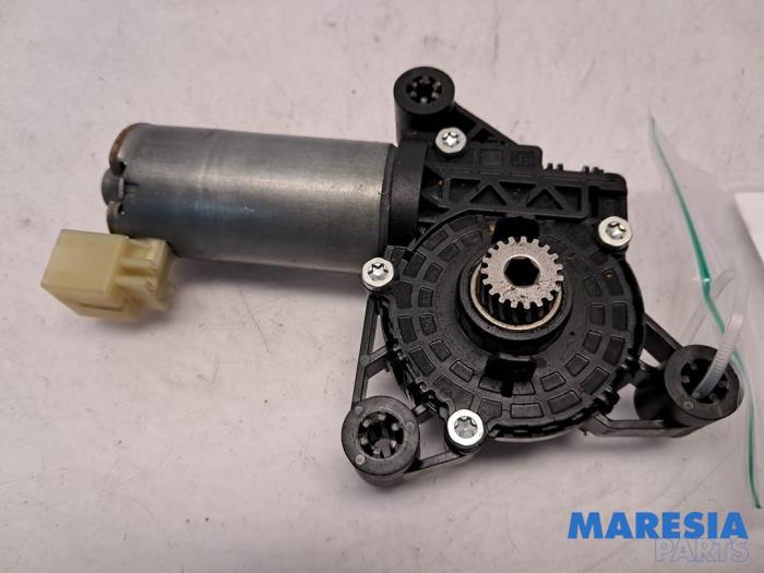 Używane Silnik dachu cabrio Peugeot 108 1.0 12V Cena € 99,00 Procedura marży oferowane przez Maresia Parts