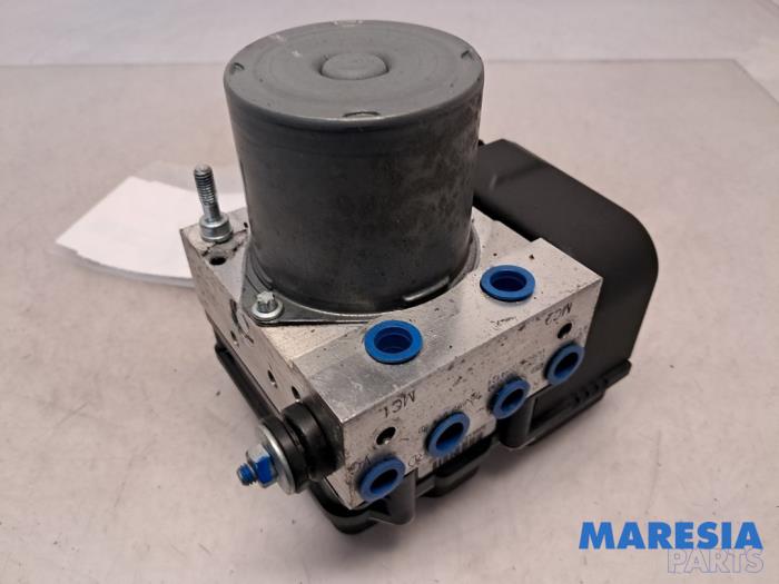 Used ABS pump Peugeot 308 (4A/C) 1.6 VTI 16V Price € 125,00 Margin scheme offered by Maresia Parts