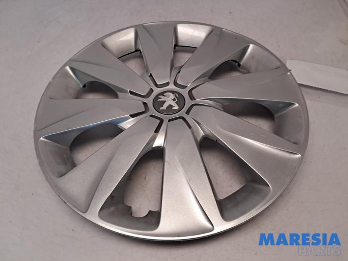 Używane Kolpak Peugeot 108 1.0 12V Cena € 15,00 Procedura marży oferowane przez Maresia Parts
