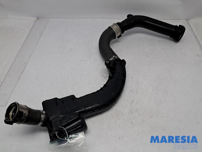 Gebrauchte Intercooler Schlauch Renault Grand Scénic III (JZ) 1.4 16V TCe 130 Preis € 79,99 Margenregelung angeboten von Maresia Parts
