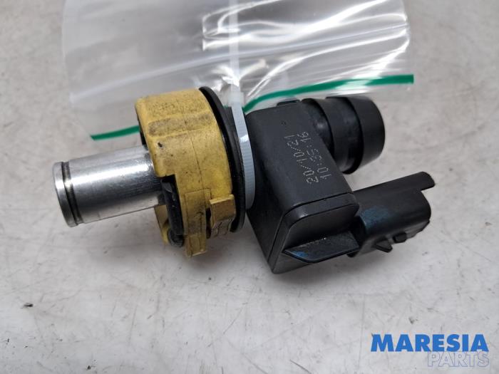 Begagnade PCV-ventil Opel Combo Cargo 1.5 CDTI 100 Pris € 29,03 Inklusive moms erbjuds av Maresia Parts