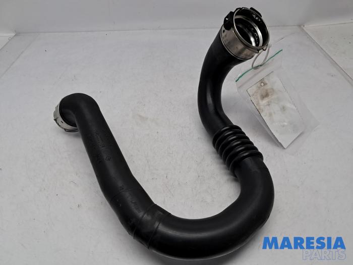 Gebrauchte Intercooler Rohr Renault Megane III Grandtour (KZ) 1.2 16V TCE 115 Preis € 30,00 Margenregelung angeboten von Maresia Parts