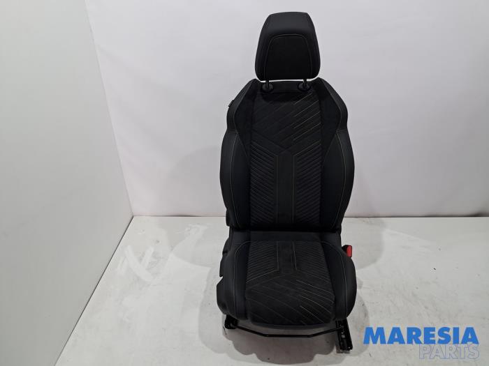 Gebrauchte Sitz rechts Peugeot 208 II (UB/UH/UP) 1.2 Hybrid 136 Preis € 259,00 Margenregelung angeboten von Maresia Parts