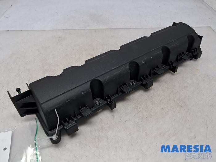 Usagé Couvercle soupapes Citroen C5 III Tourer (RW) 2.0 16V Prix € 25,00 Règlement à la marge proposé par Maresia Parts
