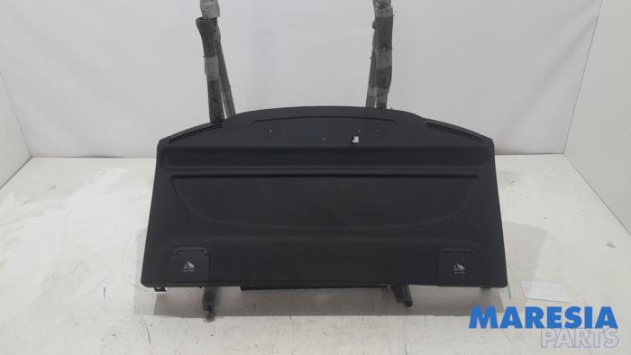 Usados Parachoque placa base Alfa Romeo Giulia (952) 2.0 T 16V Precio € 34,99 Norma de margen ofrecido por Maresia Parts