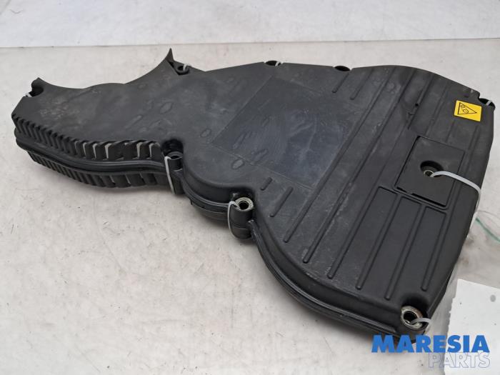 Usagé Couvercle de distribution Fiat Palio Weekend (178D) 1.6 16V Prix € 15,00 Règlement à la marge proposé par Maresia Parts