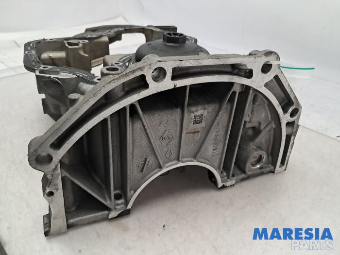 Usagé Ölwanne Renault Captur I (2R) 1.2 TCE 16V EDC Prix € 115,00 Règlement à la marge proposé par Maresia Parts