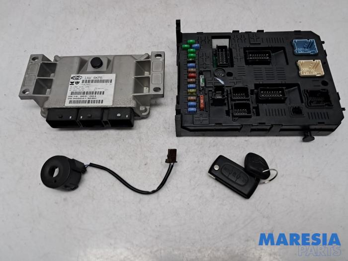 Used Engine management computer Citroen C5 III Tourer (RW) 2.0 16V Price € 315,00 Margin scheme offered by Maresia Parts