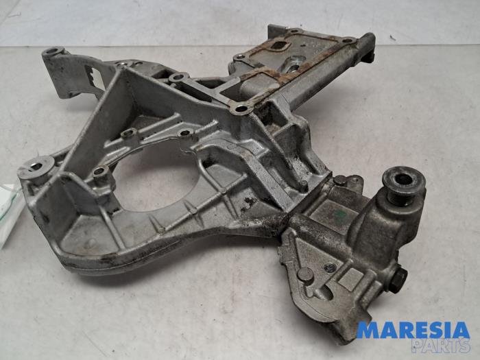 Used Engine mount Alfa Romeo GT (937) 1.9 JTD 16V Multijet Price € 75,00 Margin scheme offered by Maresia Parts