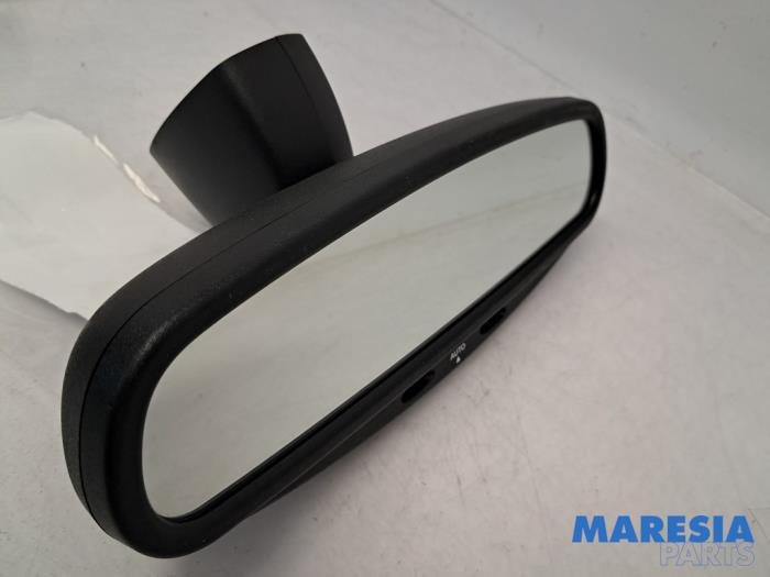 Begagnade Backspegel Citroen C5 III Tourer (RW) 2.0 16V Pris € 40,00 Marginaltabell erbjuds av Maresia Parts